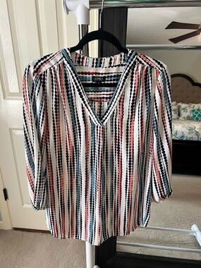 Jones New York White V-Neck Striped Dot Blouse Sz M